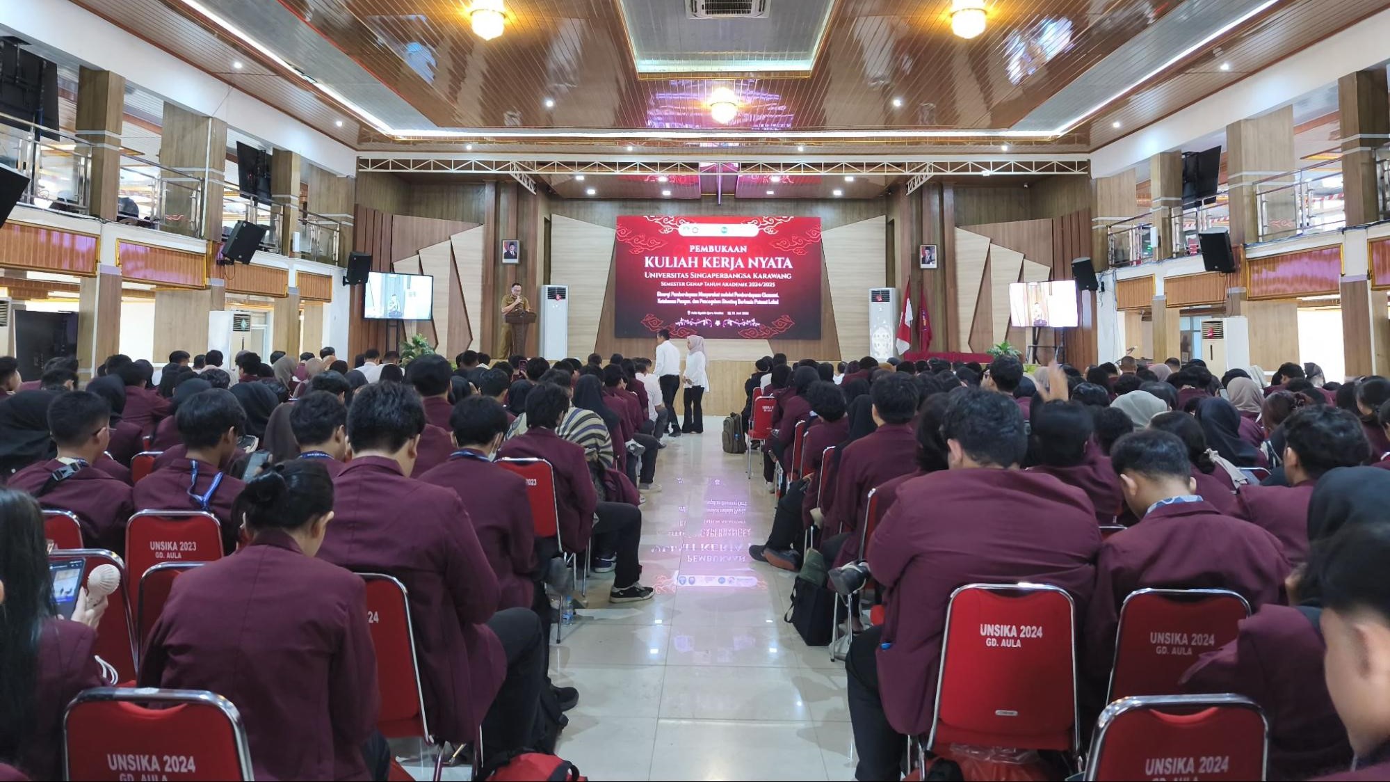 Thumbnail artikel Pembukaan KKN Unsika Semester Genap Tahun 2024/2025: 1.300 Mahasiswa Diterjunkan ke 80 Desa