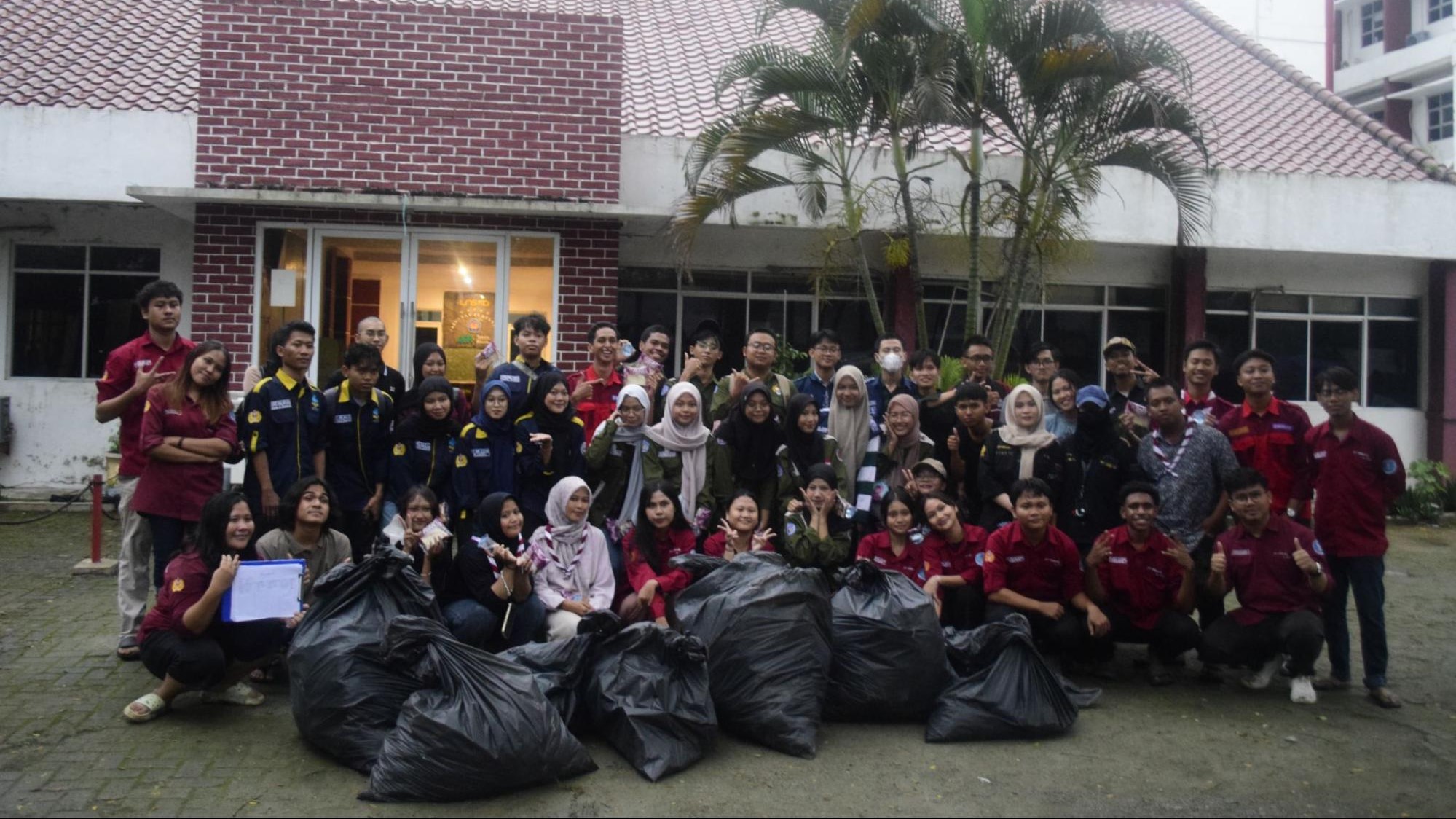 Thumbnail artikel Kuatkan Sinergi Antar UKM, PMK Adakan Kegiatan Unsika Bersih