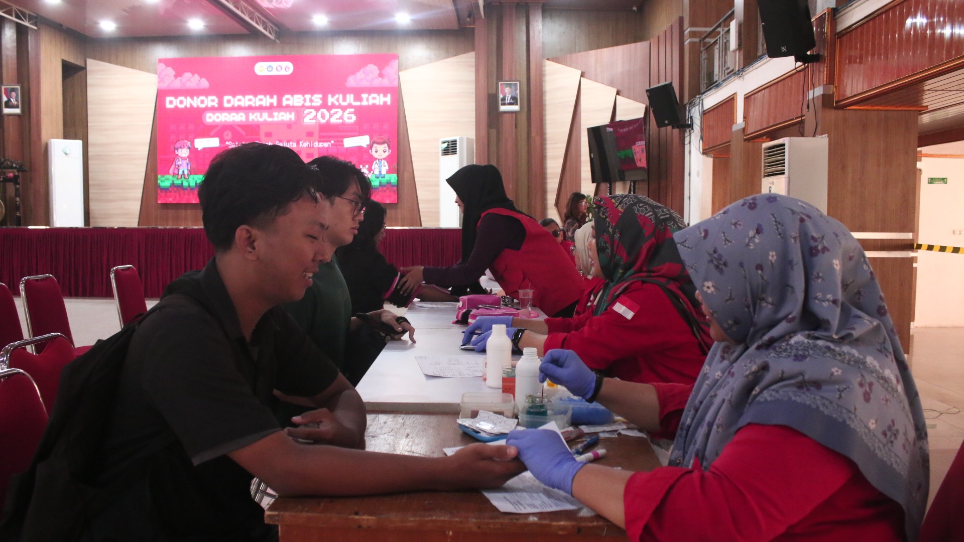 Thumbnail artikel BEM Fasilkom Unsika Gelar Donor Darah, Kumpulkan Seratus Kantong untuk PMI Karawang