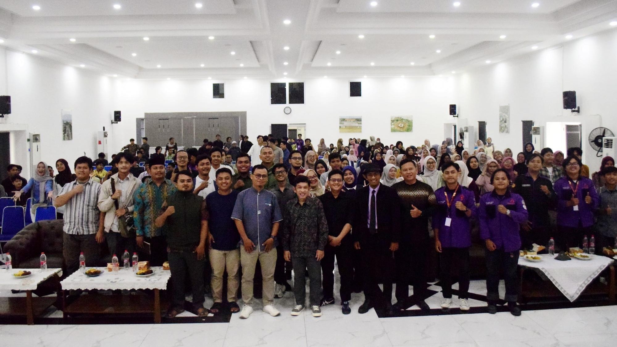 Thumbnail artikel BEM FAI Gelar Seminar Nasional: Atasi Tantangan Serta Kukuhkan Identitas di Era Digital